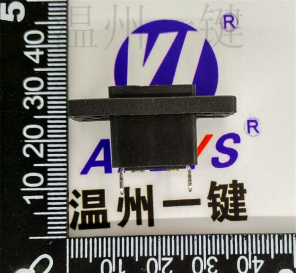 XW0.71电源插座865F5