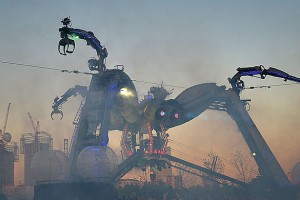 英“阿卡迪亚”展伦敦举行 机器蜘蛛燃爆全场