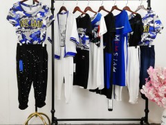 带着爸爸去留学同款时尚休闲潮流专柜正品 品牌折扣女装库存图3